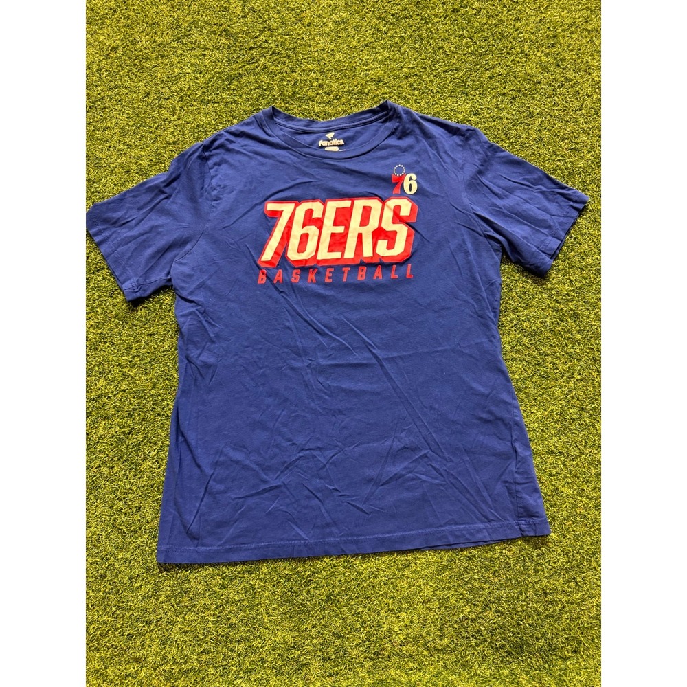 Fanatics T-Shirt Mens XL Blue Philadelphia 76ers Basketball Crew Neck‎ Pullover
